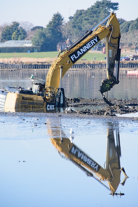 excavator-4000985_960_720